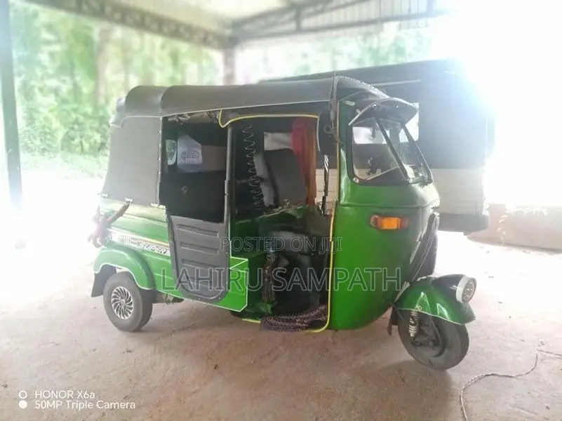 Bajaj RE 2 stork 2003
