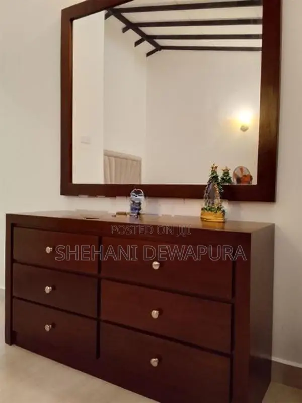 Console Dressing Table