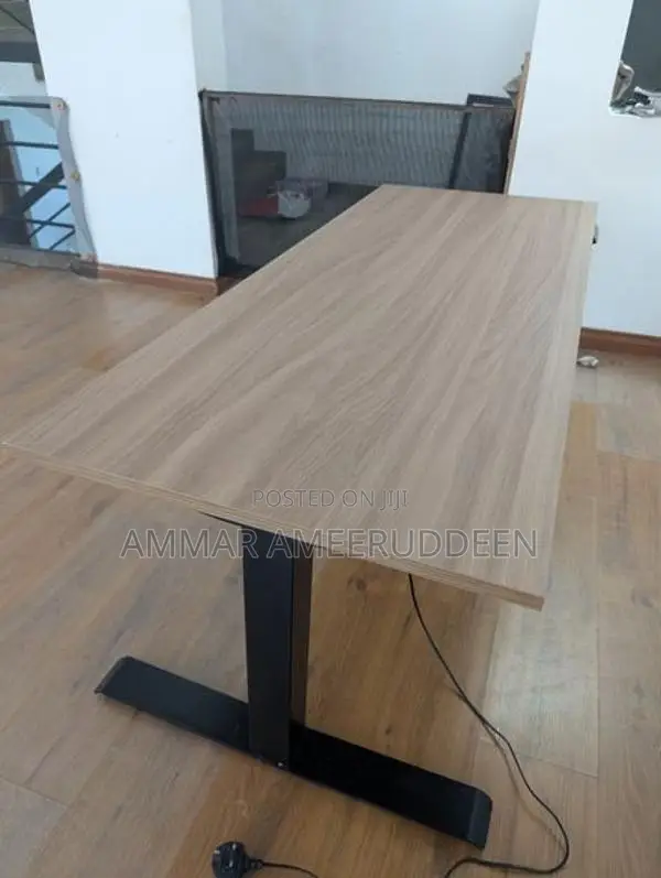 Height Adjustable Table