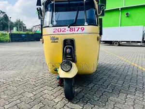 Bajaj RE 1999