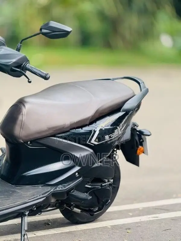 Yamaha RayZR RAY ZR 125CC 2025