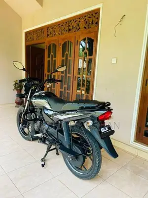 Bajaj Platina 100 2026