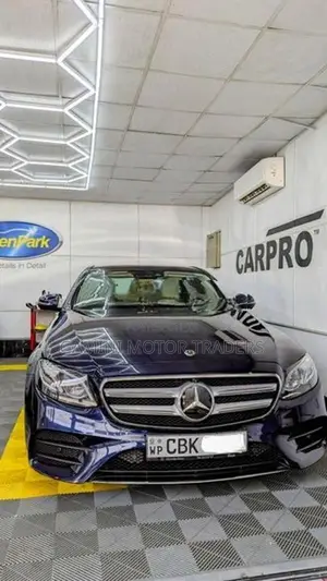 Mercedes Benz E200 AMG 2019