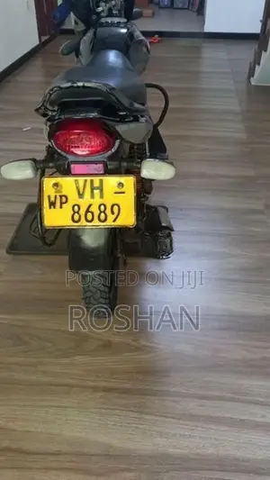 Bajaj Platina pltina 125 2010