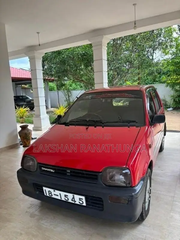 Daihatsu Mira 1990