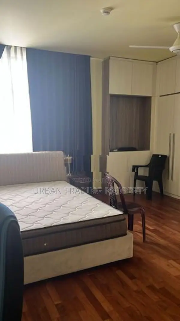 Super Luxury Unfurnished Apartment for Rent - Colombo 7