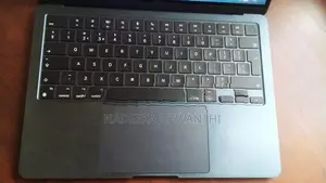 Apple MacBook Air M3 16GB 256GB