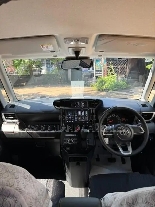 Toyota Roomy G Grade 2025