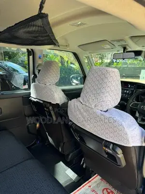 Toyota Roomy G Grade 2025