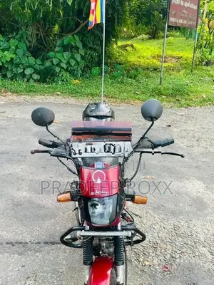 Bajaj Byk 2004