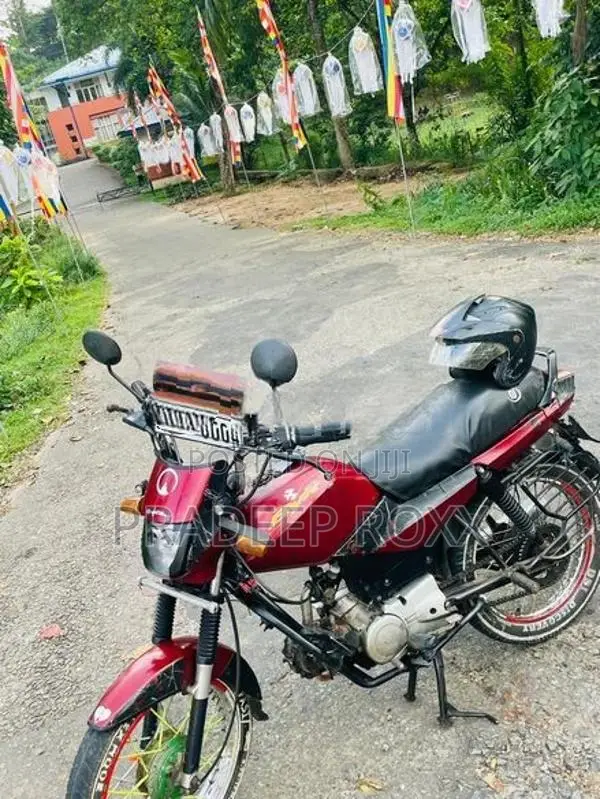 Bajaj Byk 2004