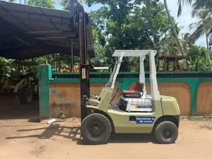 Toyota FD25 Forklift