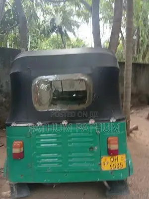 Bajaj RE 2006