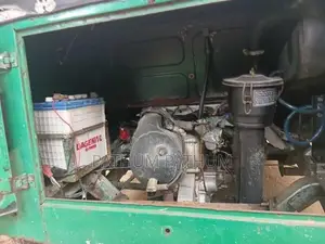 Bajaj RE 2006