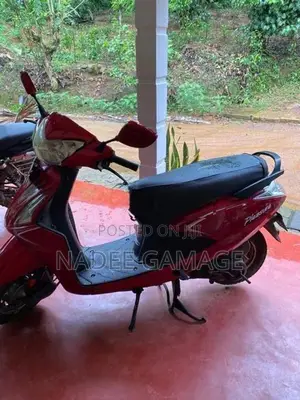 Hero Pleasure Used 2014