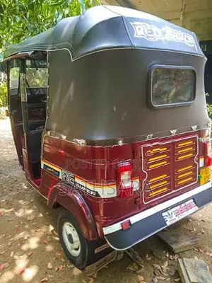 Bajaj RE 2006