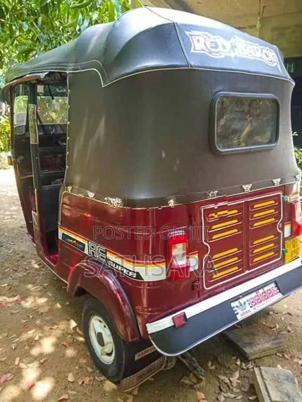 Bajaj RE 2006