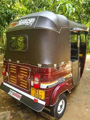 Bajaj RE 2006