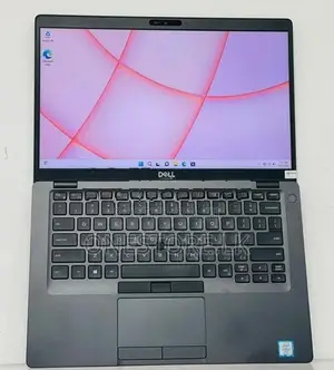 Dell Latitude 5401 with H processor UHD Graphics 14 inch HD