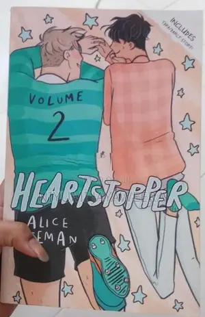 Books/Manga/Comics.Heart stopper volume 2 with 3
