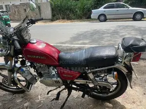 Suzuki GN 125 2020