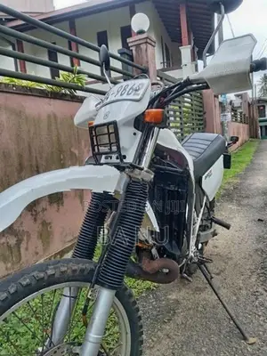 Yamaha DT 1989