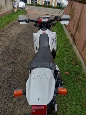 Yamaha DT 1989