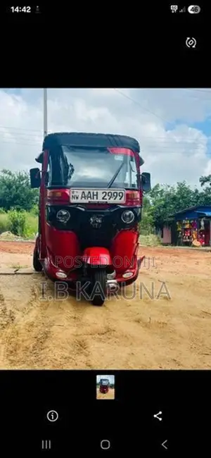 Bajaj RE 2013