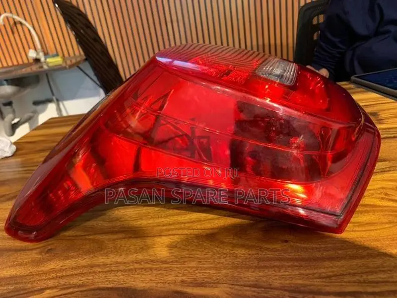 Suzuki swift tail light