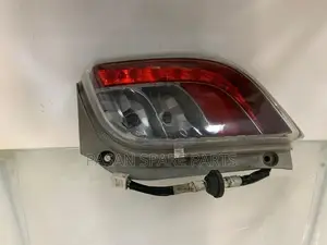 Daihatsu Mira Tail Light