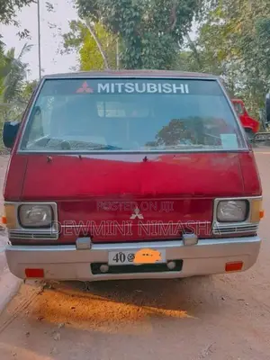 Mitsubishi L300 1986