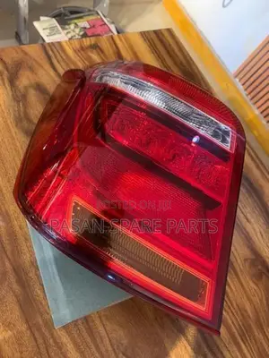 Toyota Axio 165 Tail light