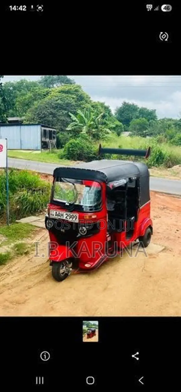 Bajaj RE 2013