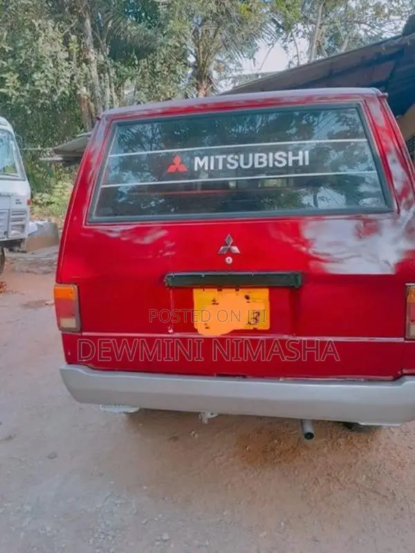 Mitsubishi L300 1986