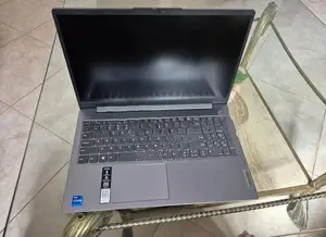 Lenovo Ideapad Slim 3 15 rh8