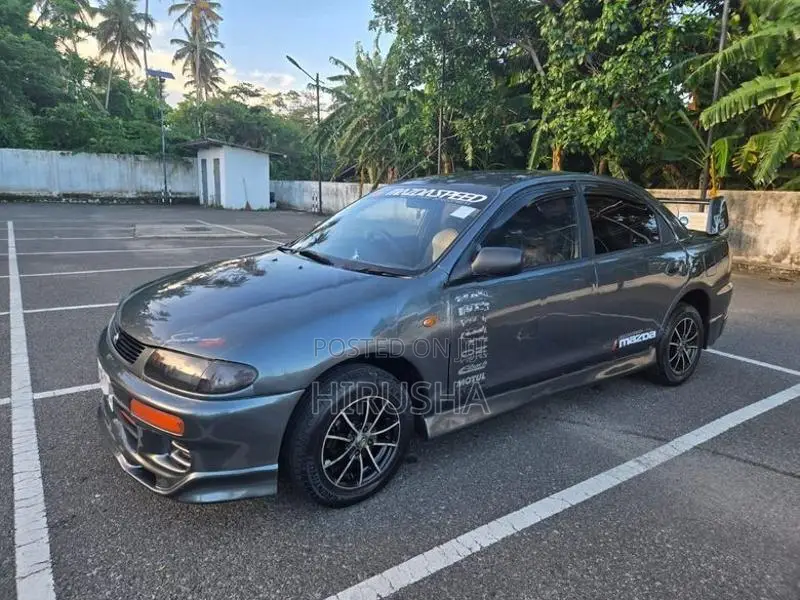 Mazda Familia 1995