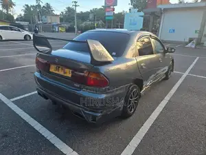 Mazda Familia 1995