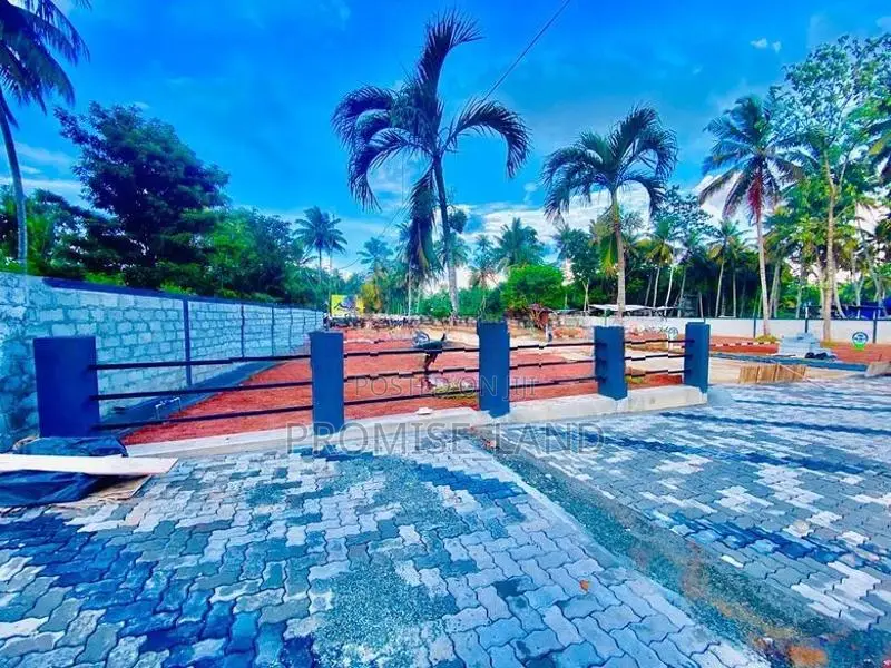 Best Value Land Near Laya Beach Wadduwa M21