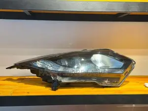 Honda Vezel Rs Head Light