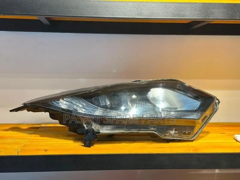 Honda Vezel Rs Head Light