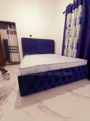 Queen Size Divan Bed with Spring Mattress (G-4)