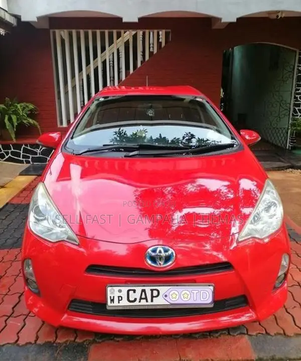 Toyota Aqua G Grade 2013