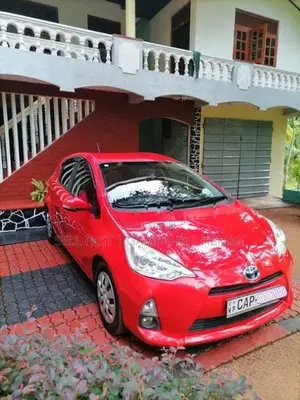 Toyota Aqua G Grade 2013