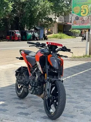 KTM Duke 150 2025