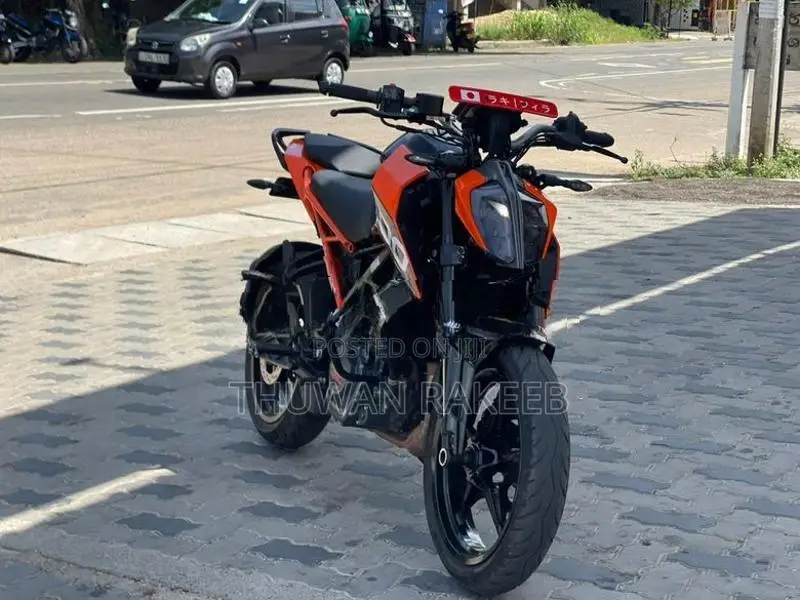 KTM Duke 150 2025