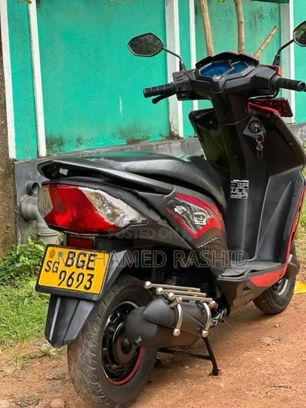 Honda Dio 2018