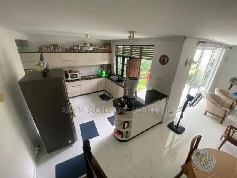 Battaramulla - Unfurnished House for Sale HL49143