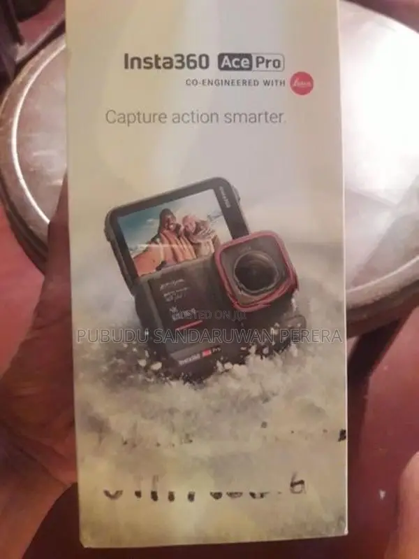 action camera