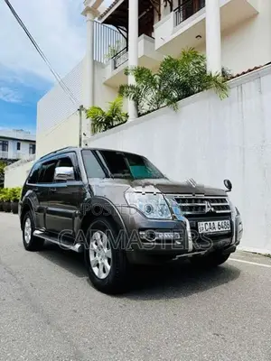 Mitsubishi Montero 3.2 Diesel Rockford 2013