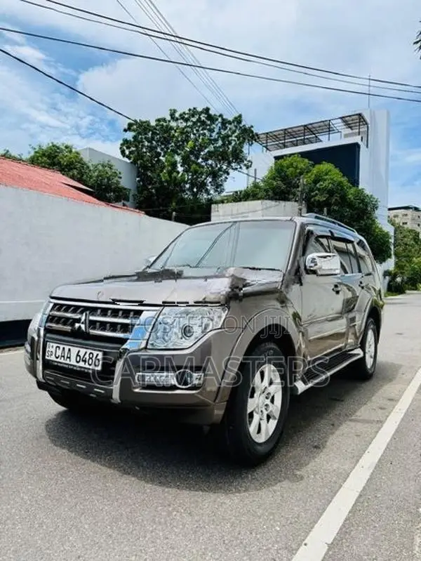 Mitsubishi Montero 3.2 Diesel Rockford 2013